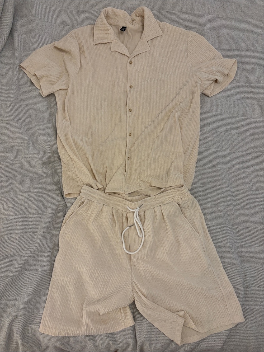 SHEIN Men's Beige Short Sleeve Button Shirt & Drawstring Shorts Set